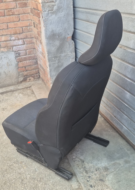 asiento coche 104-115x57x64 1u